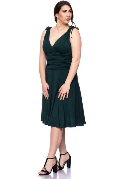 VERIA Kleid In Wickeloptik Mit Gerafftem Taillenbund 2 VERIA Kleid In Wickeloptik Mit Gerafftem Taillenbund – Bild 2